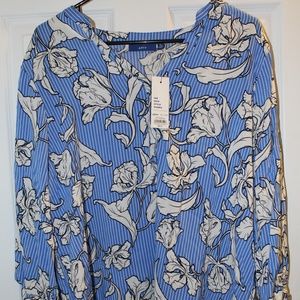 Apt 9 XL blue and white knot sleeve top